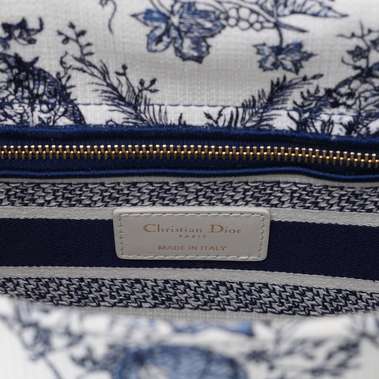CHRISTIAN DIOR(USED)크리스찬디올 레이디 D LITE 미디엄 백